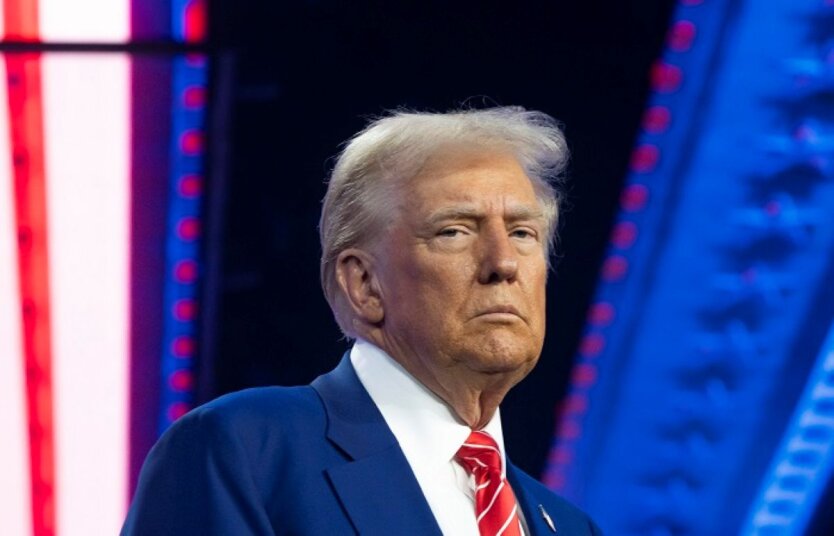 Трамп і Путін обговорюють Україну