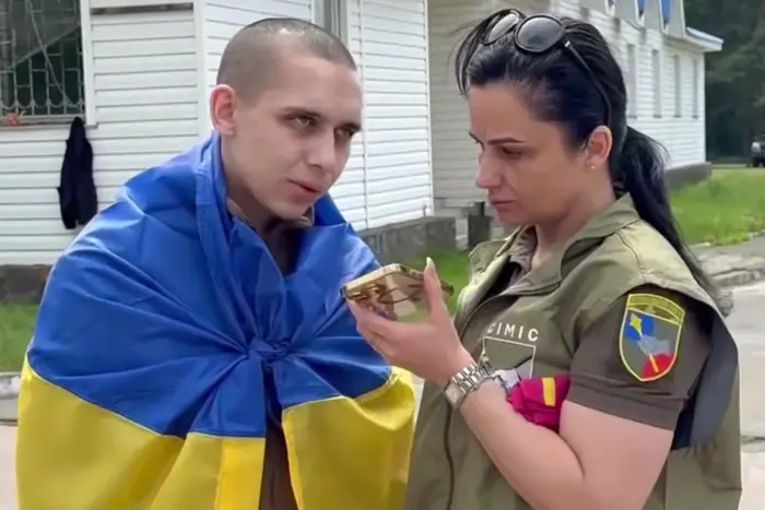 Message from captivity. Released soldier called the family of a comrade (video)