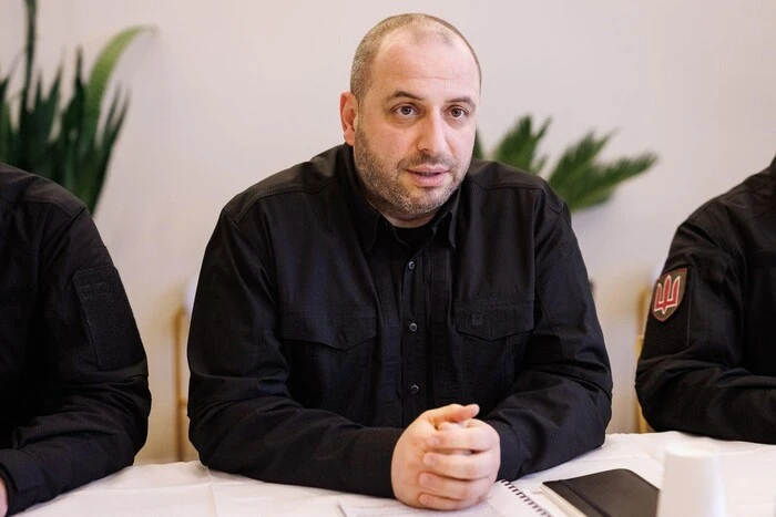 Умєров розповів про контракти Міноборони