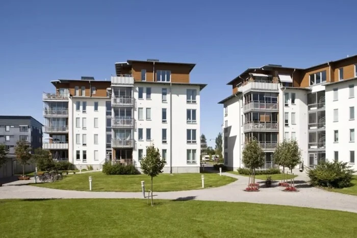 Ukrainians are mass buying real estate in one country for cash