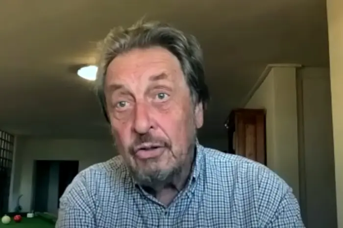 Батько Маска з сином і Путін