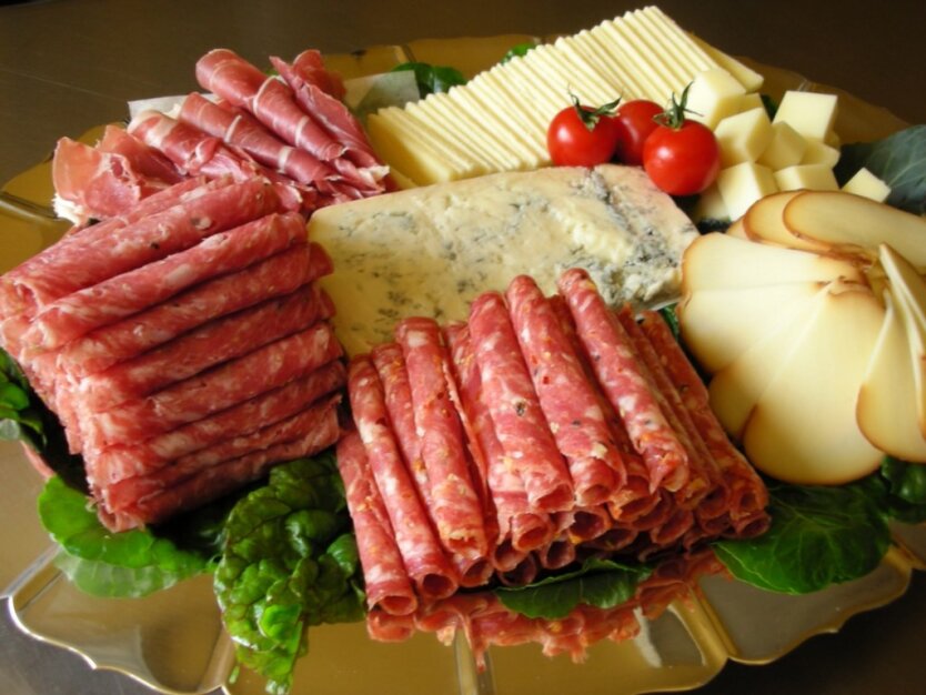Auchan, Metro und Varus haben die Preise für Wurst und Käse aktualisiert: Wo es günstiger ist
