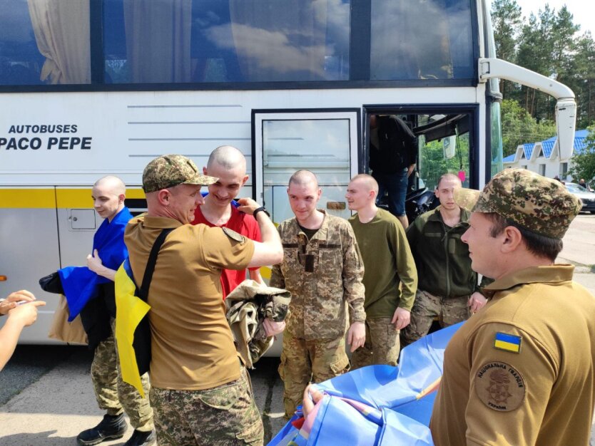 Зеленський розповів про новий обмін полоненими: повертаються військові до 25 років