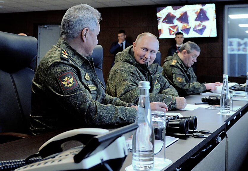 Гравці у формі МІ-6 готові до боротьби