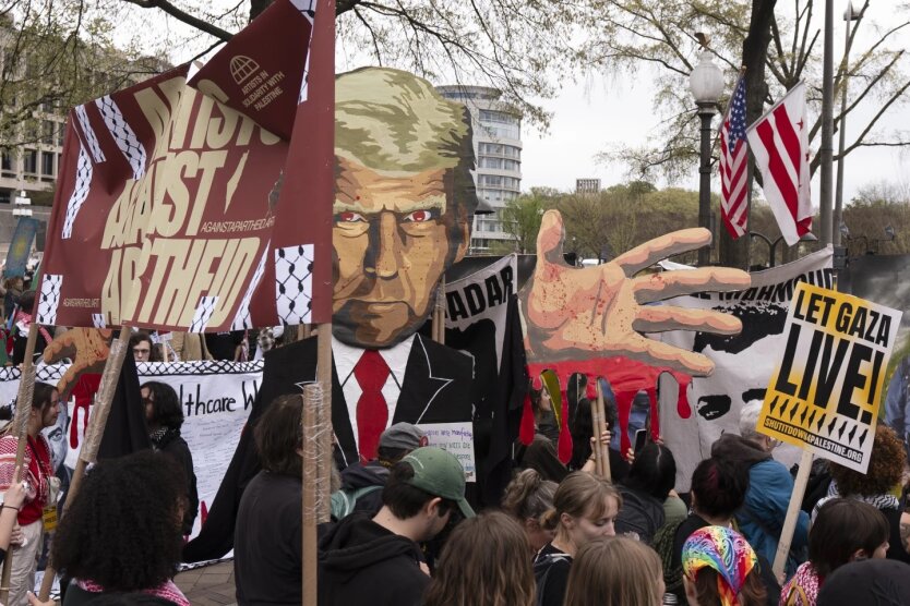 Америка в центрі загострень протестів Трампа