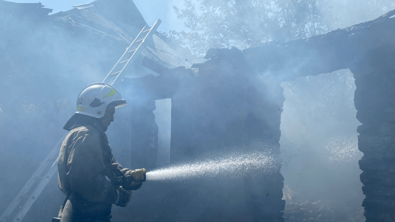 Military warehouses are burning in Mykolaiv region — what is known