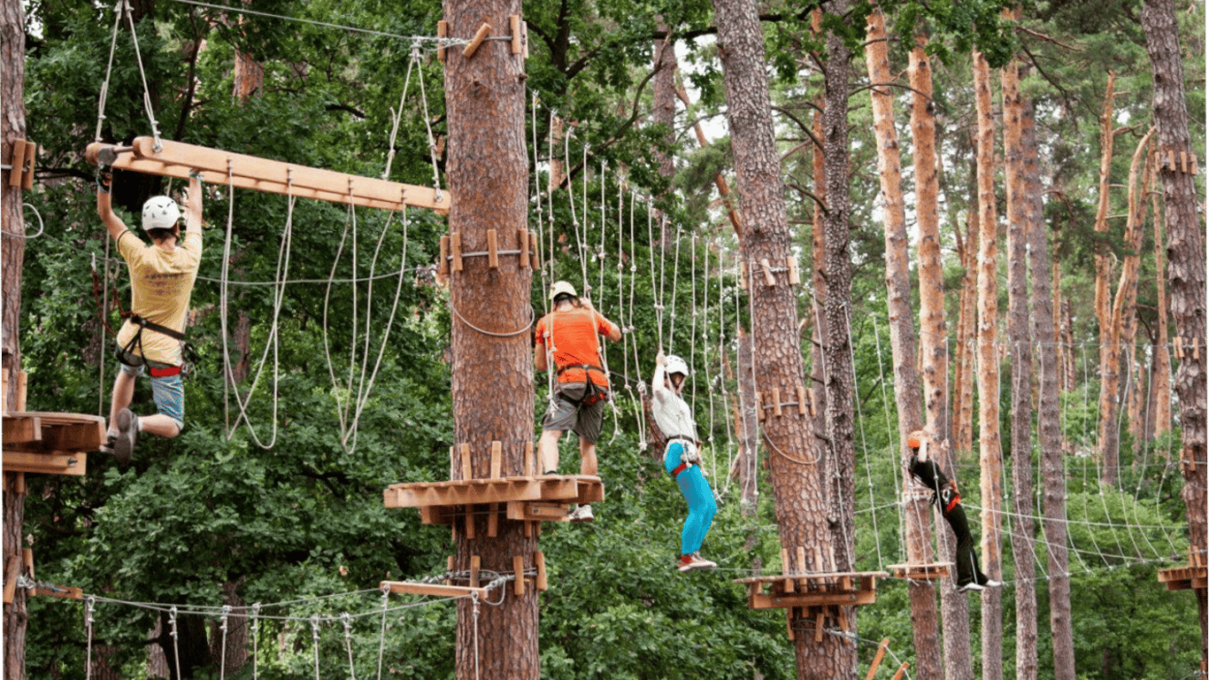 Who is behind the attractions in Kyiv — investigation revealed a Russian trail