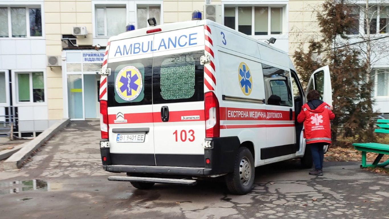 Окупанти цинічно атакують медиків на Сумщині — поранено лікарів