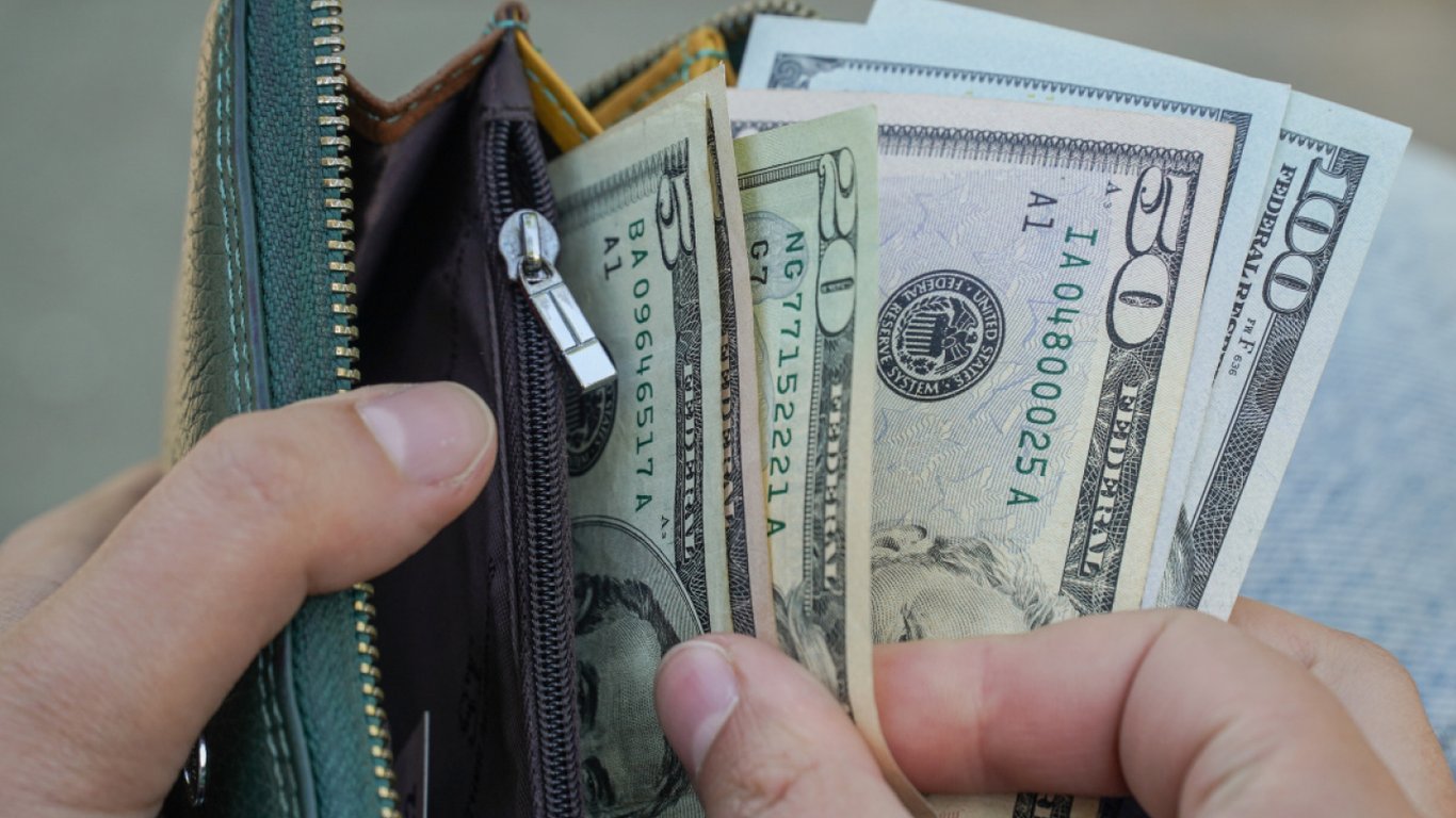 Find assistance of up to $2,400 - who among Ukrainians can receive it